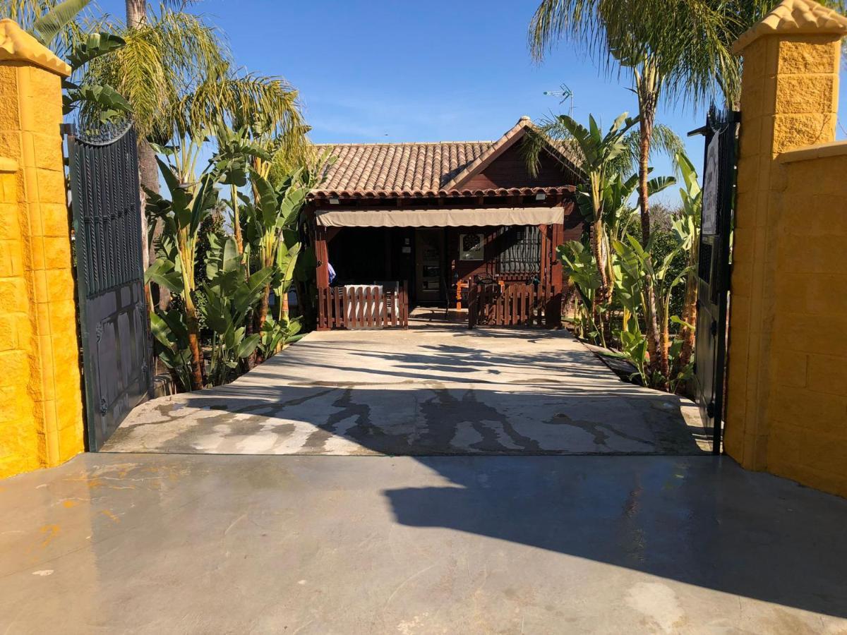فيلا Casa De Madera El Oasis El Palomar إشبيلية المظهر الخارجي الصورة